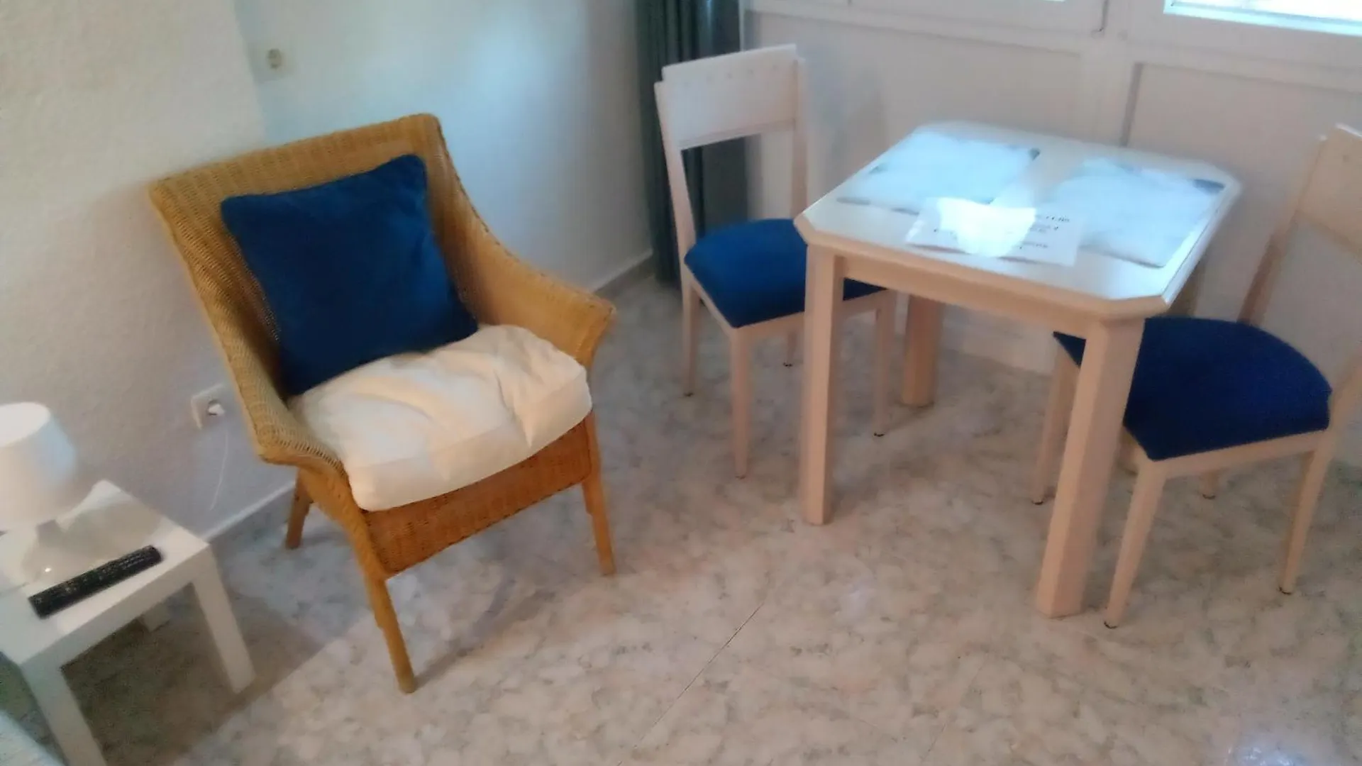 Apartmán Los Cisnes Beach Studio 100M Playa Benalmádena
